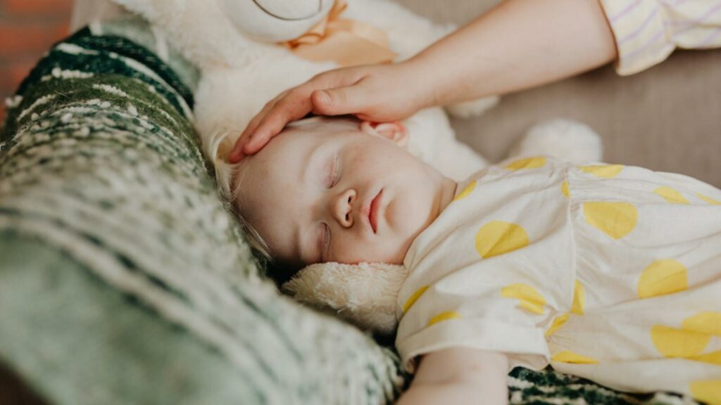 Bebé con transición de siestas